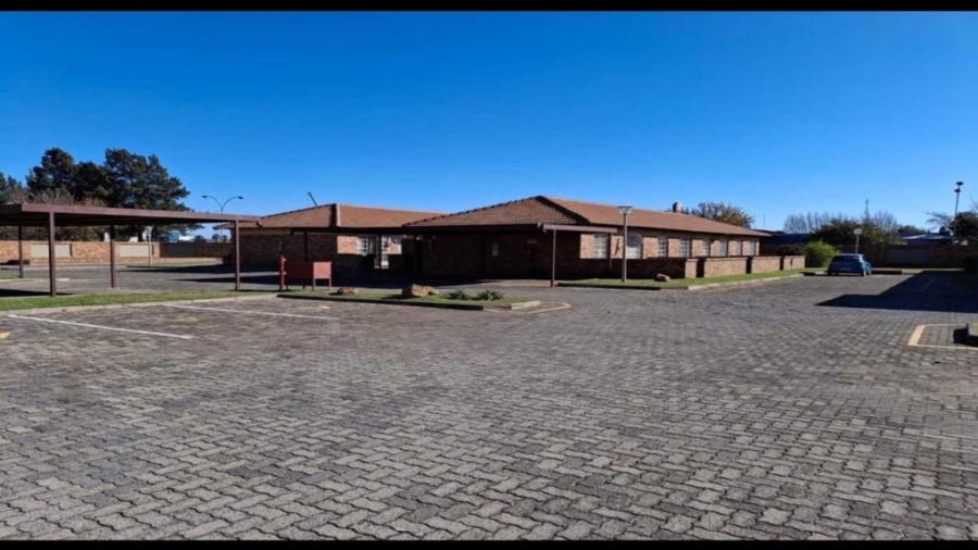 2 Bedroom Property for Sale in Vaalpark Free State